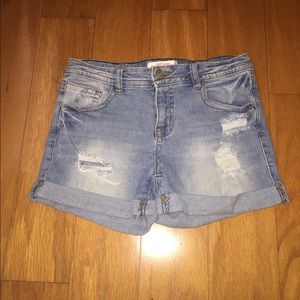 Refuge denim shorts size 4